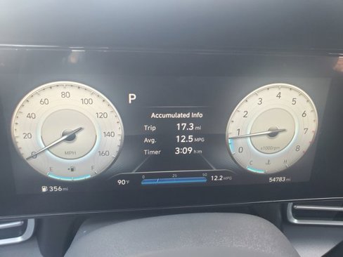 Used 2023 Hyundai Elantra SEL w/ Convenience Package image 16