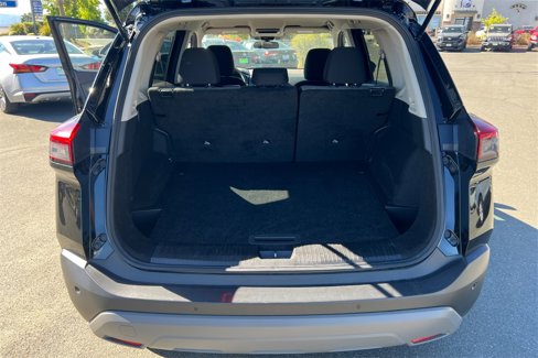 Used 2023 Nissan Rogue SV image 20