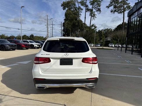 Used 2017 Mercedes-Benz GLC 300 image 6