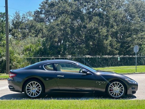 Used 2009 Maserati GranTurismo S image 6