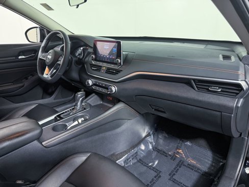 Used 2019 Nissan Altima 2.5 SR image 12