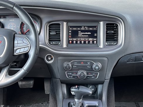 Used 2022 Dodge Charger SXT w/ Blacktop Package image 40