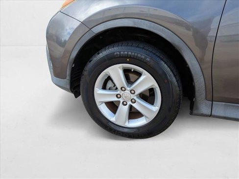 Used 2014 Toyota RAV4 XLE image 23