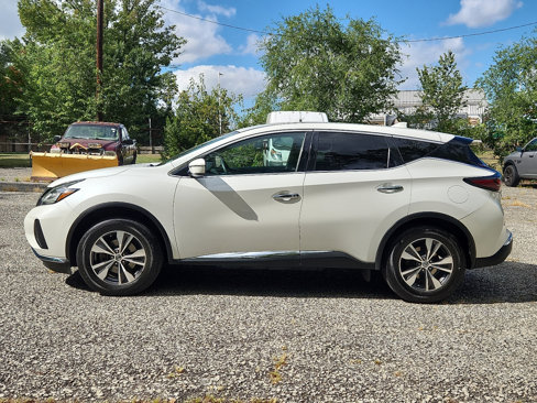 Used 2019 Nissan Murano S image 2