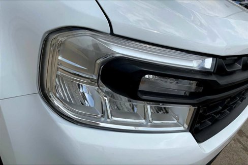 Certified 2022 Ford Maverick XL image 26