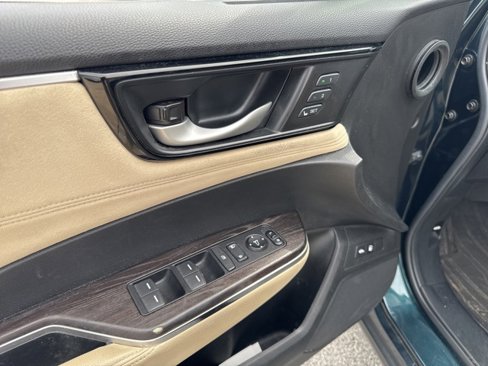 Used 2018 Honda Clarity Touring image 9