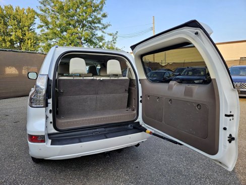 Used 2015 Lexus GX 460 Luxury image 7