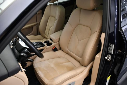 Certified 2021 Porsche Macan image 41