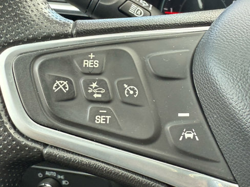 Used 2023 Chevrolet Equinox LT image 24