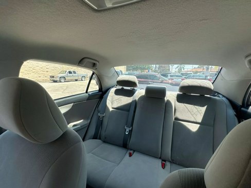 Used 2013 Toyota Corolla LE Special Edition image 15