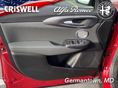 New 2024 Alfa Romeo Tonale Ti image 16