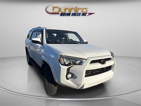 Used 2014 Toyota 4Runner SR5 image 4