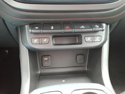 Used 2016 GMC Canyon SLE w/ All Terrain Package image 19