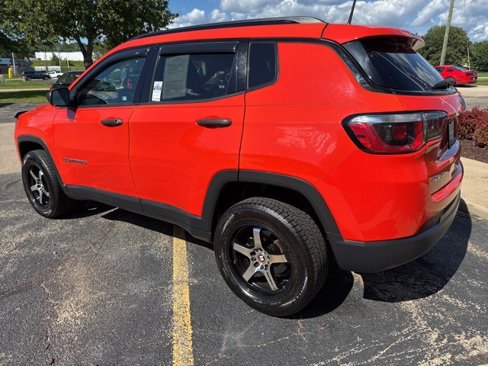 Used 2018 Jeep Compass Sport w/ Cold Weather Group image 5