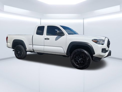 Used 2022 Toyota Tacoma SR w/ SX Package image 1