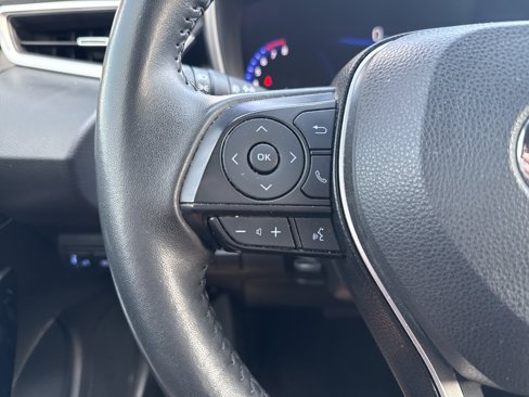 Used 2021 Toyota Corolla XSE image 18