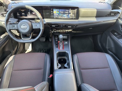 Used 2025 Nissan Kicks SR w/ SR Premium Package image 14