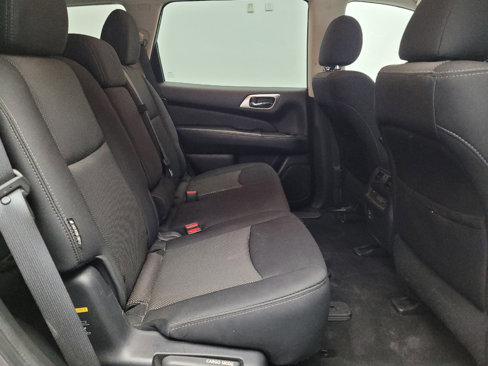 Used 2020 Nissan Pathfinder S image 19