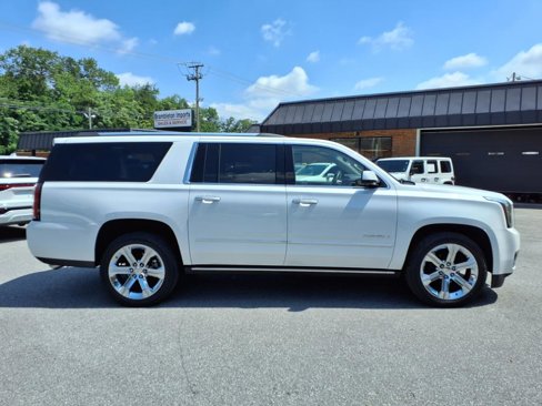 Used 2020 GMC Yukon XL Denali w/ Denali Ultimate Package image 2