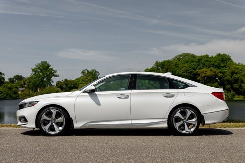 Used 2020 Honda Accord Touring image 6