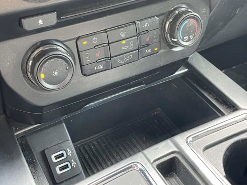 Used 2018 Ford F150 XLT w/ Equipment Group 302A Luxury image 22