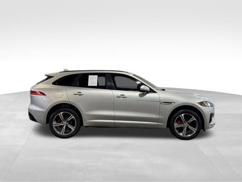 Used 2019 Jaguar F-PACE S image 6