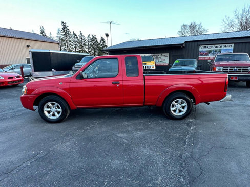 Used 2003 Nissan Frontier XE image 2