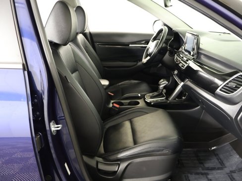 Used 2021 Kia Seltos EX image 30