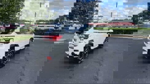 Used 2019 Subaru Crosstrek 2.0i Premium image 8