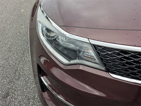 Used 2018 Kia Optima LX image 9