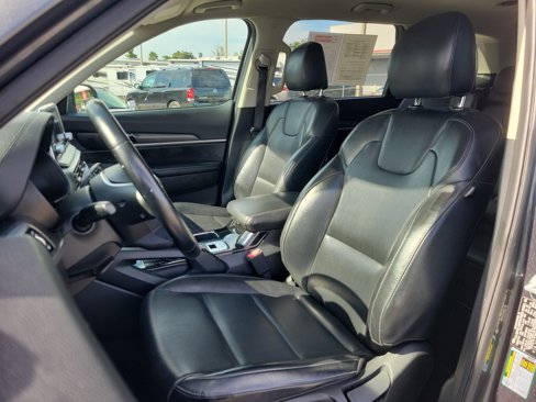 Used 2020 Kia Telluride LX image 12