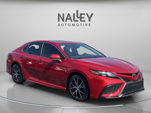 Used 2023 Toyota Camry SE image 7