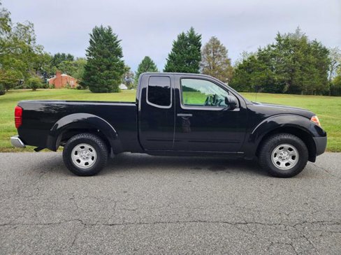 Used 2014 Nissan Frontier S image 5