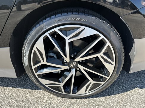 Used 2023 Hyundai Ioniq 6 SEL image 19