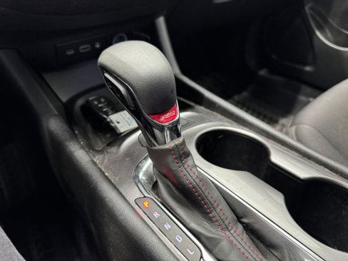 Used 2022 Chevrolet Malibu RS image 25