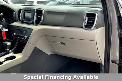 Used 2018 Kia Sportage LX image 17
