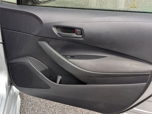 Used 2023 Toyota Corolla LE image 33
