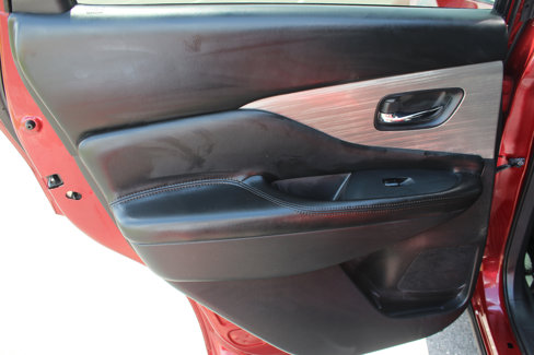 Used 2018 Nissan Murano SV w/ Premium Package image 41