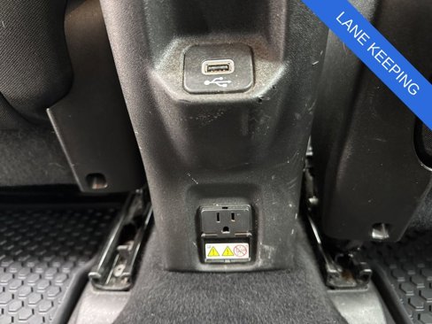 Used 2022 Jeep Renegade Latitude w/ Convenience Group image 16