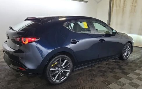 Used 2022 MAZDA MAZDA3 s image 4