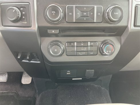 Used 2017 Ford F150 XLT image 15
