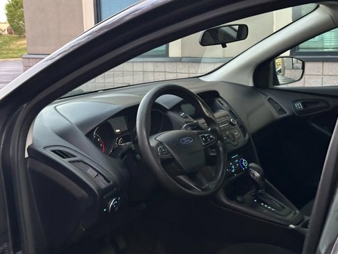 Used 2018 Ford Focus S image 12