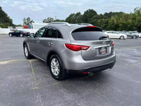 Used 2010 INFINITI FX35 AWD image 9