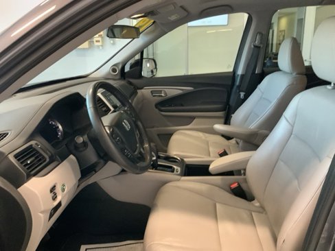 Used 2019 Honda Ridgeline RTL image 12