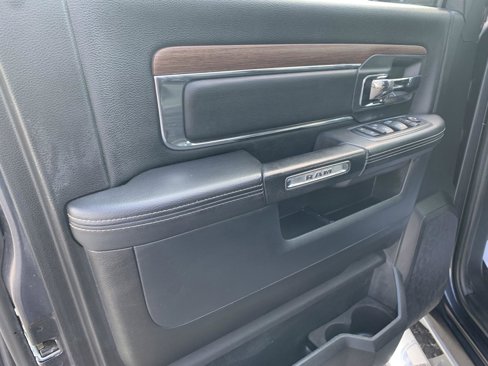 Used 2016 RAM 1500 Laramie w/ Convenience Group image 14