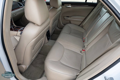 Used 2011 Chrysler 300 C image 16
