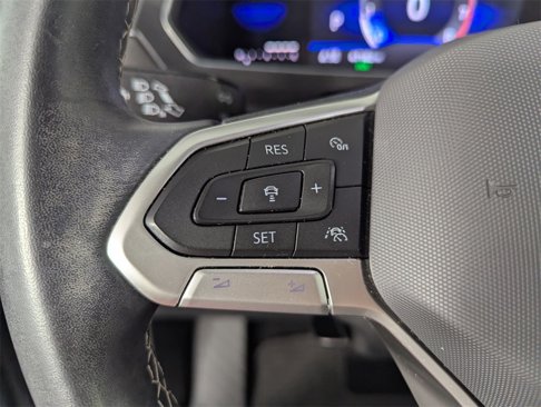 Used 2022 Volkswagen Tiguan SE image 21