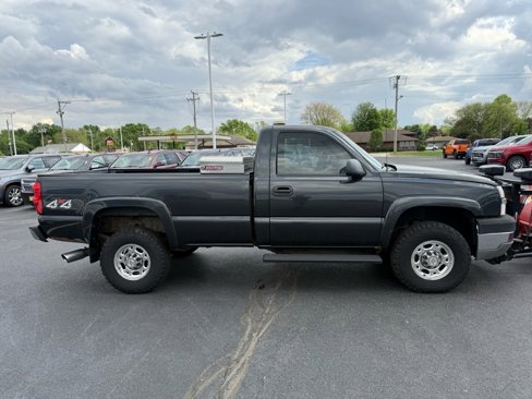 Used 2004 Chevrolet Silverado 2500 LS w/ Heavy-Duty Power Package image 8