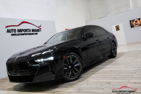 Used 2024 BMW 740i image 92