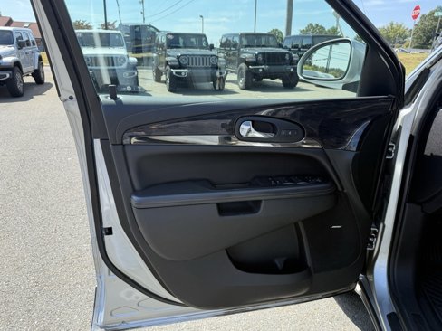 Used 2017 Buick Enclave Premium w/ Experience Buick Package image 13